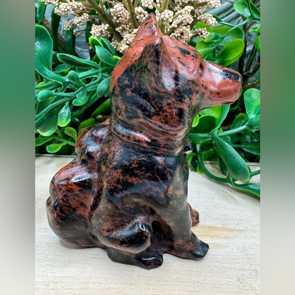 Mahogany Obsidian Crystal Dog Carving - Picture 8 of 10